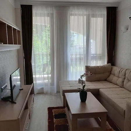 Harmony Suites Grand Resort 11 Daire Sunny Beach